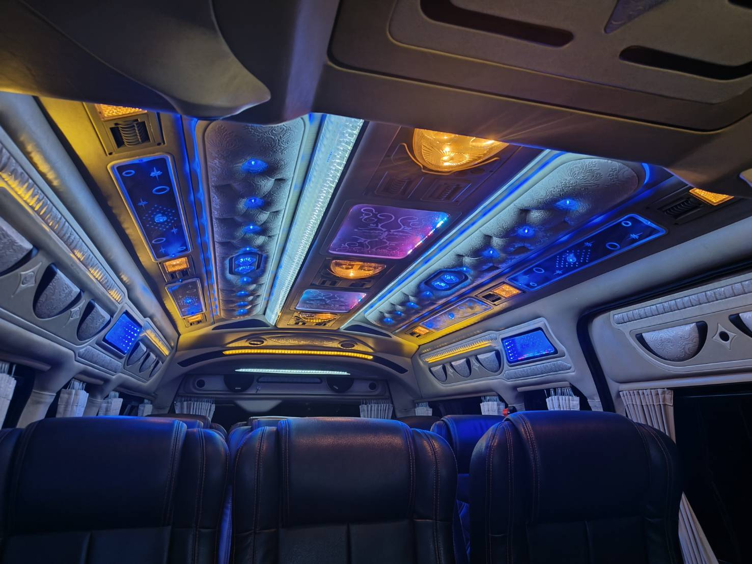 51 - https://chaleemeaprotransport.com | บริการรถเช่าพร้อมคนขับทั่วไทย ทั้งรถตู้นำเที่ยว เดินทางทำบุญ ประชุม สัมมนา มั่นใจในความปลอดภัย บริการมืออาชีพ ครอบคลุมทุกเส้นทางทั่วประเทศ 51 - https://chaleemeaprotransport.com | บริการรถเช่าพร้อมคนขับทั่วไทย ทั้งรถตู้นำเที่ยว เดินทางทำบุญ ประชุม สัมมนา มั่นใจในความปลอดภัย บริการมืออาชีพ ครอบคลุมทุกเส้นทางทั่วประเทศ